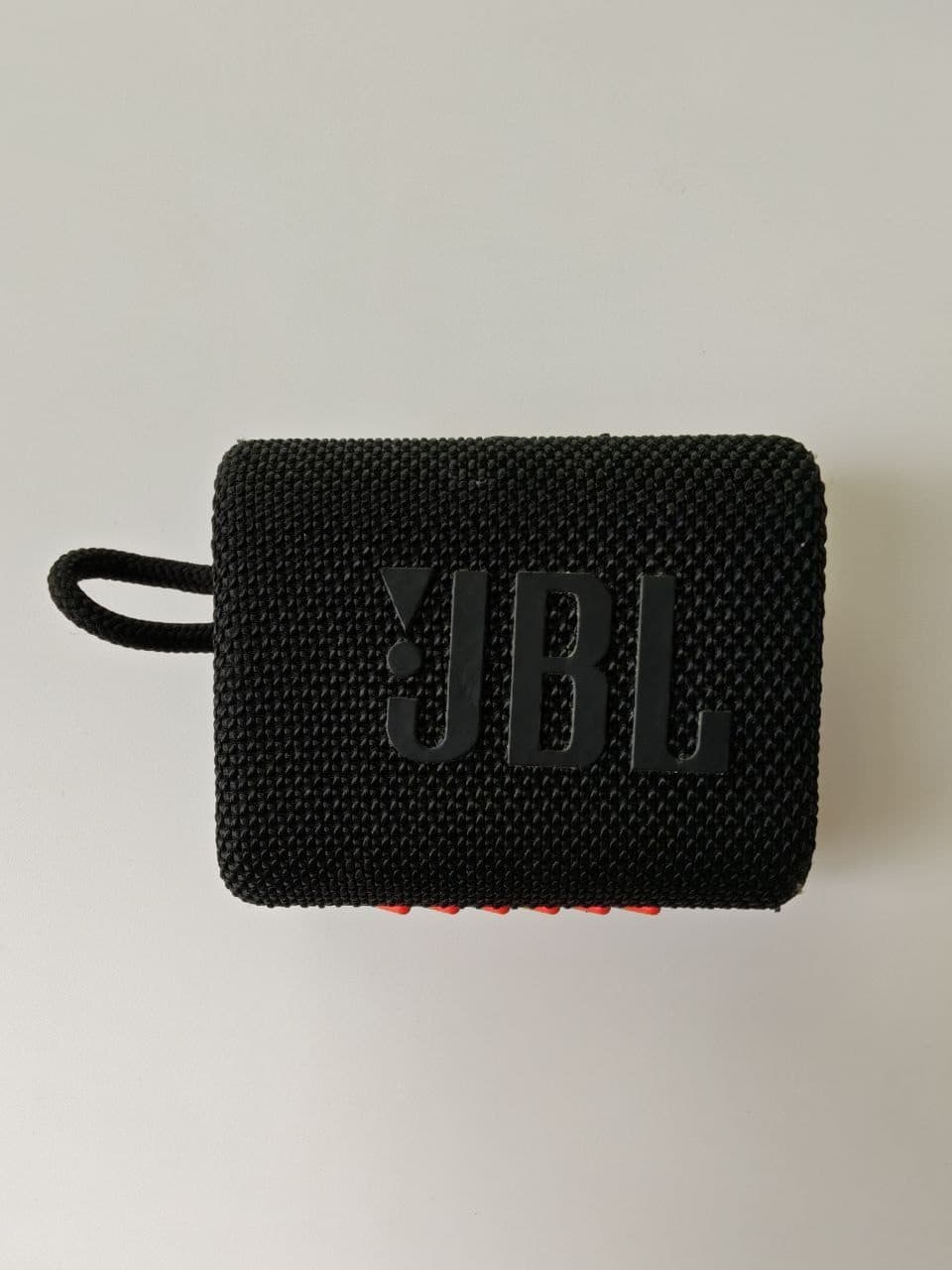 JBL Go 3 — портативная Bluetooth-колонка + чехол-кейс